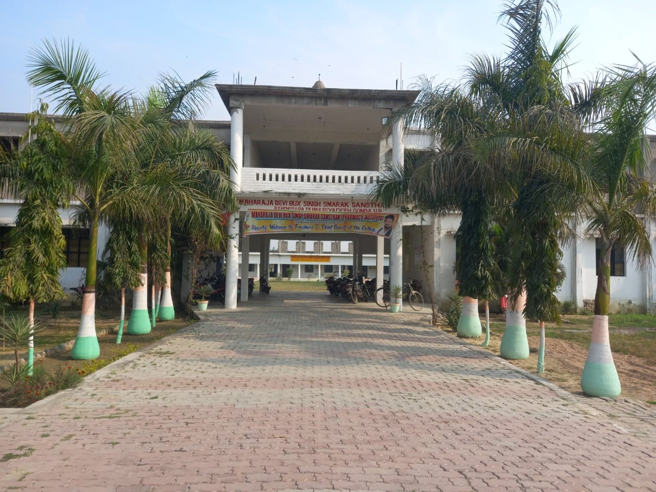 to Maharaja Devi Bux Singh Smarak Santhan (Pharmacy Institute)